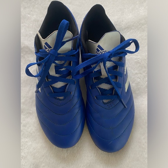 Adidas Soccer Shoes Boys Size 5 Color Blue - Picture 4 of 9